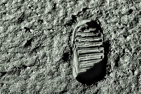 moon footprint.com